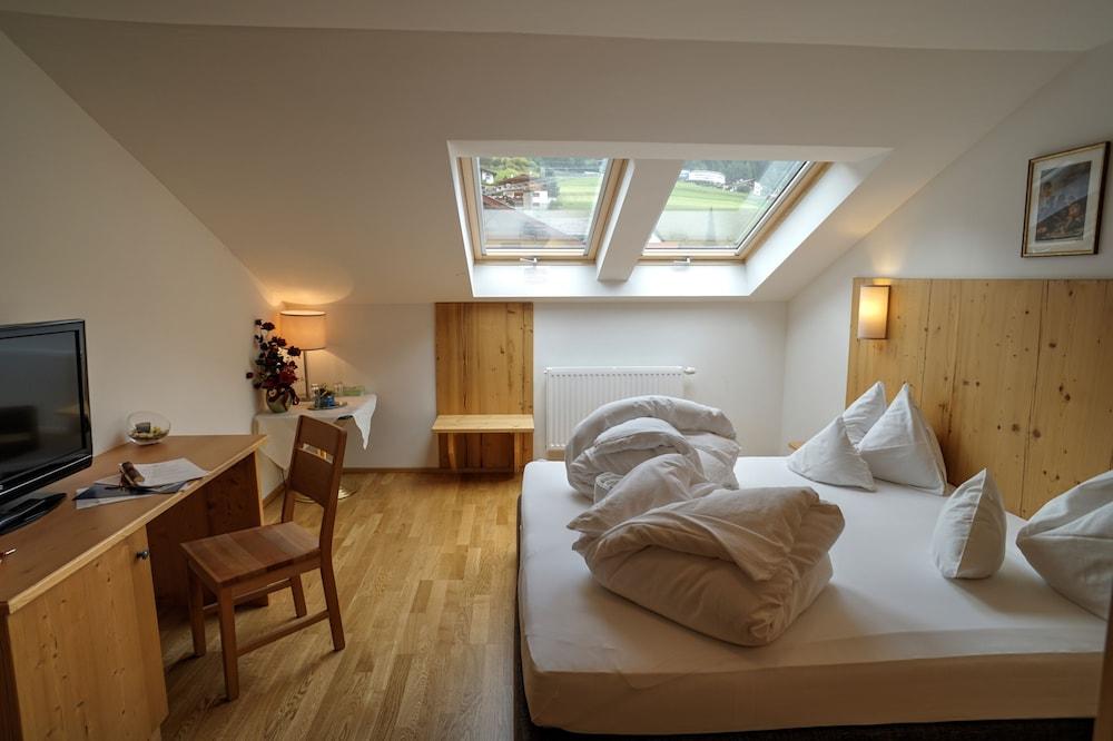 Alpinresort Stubaierhof ****S Fulpmes Buitenkant foto