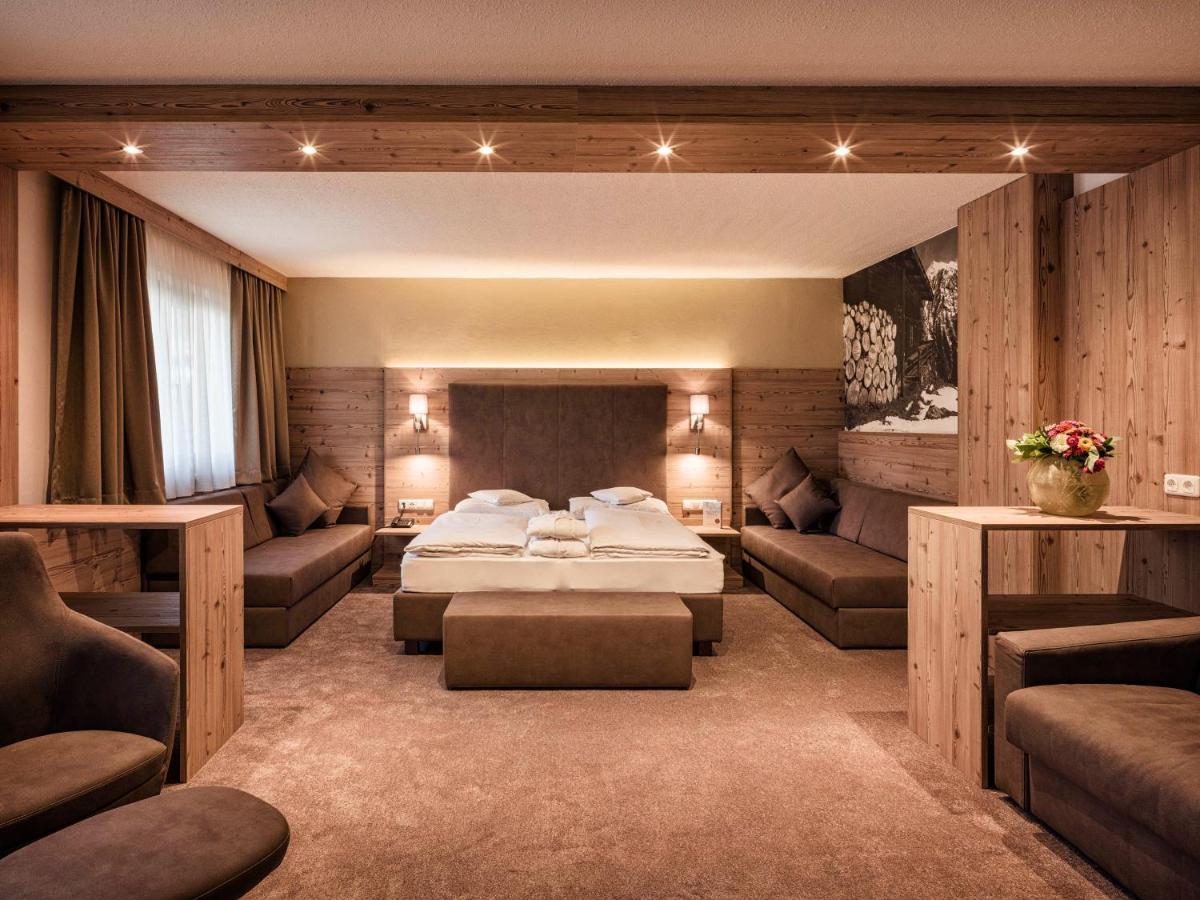 Alpinresort Stubaierhof ****S Fulpmes Buitenkant foto