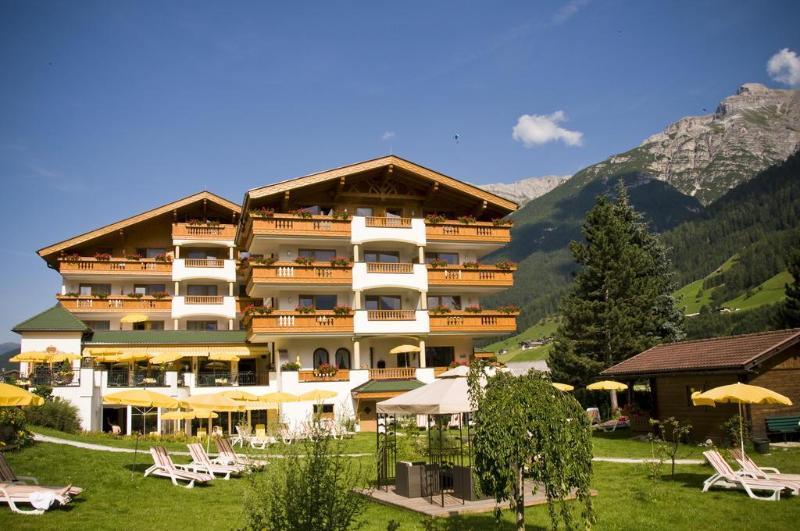 Alpinresort Stubaierhof ****S Fulpmes Buitenkant foto