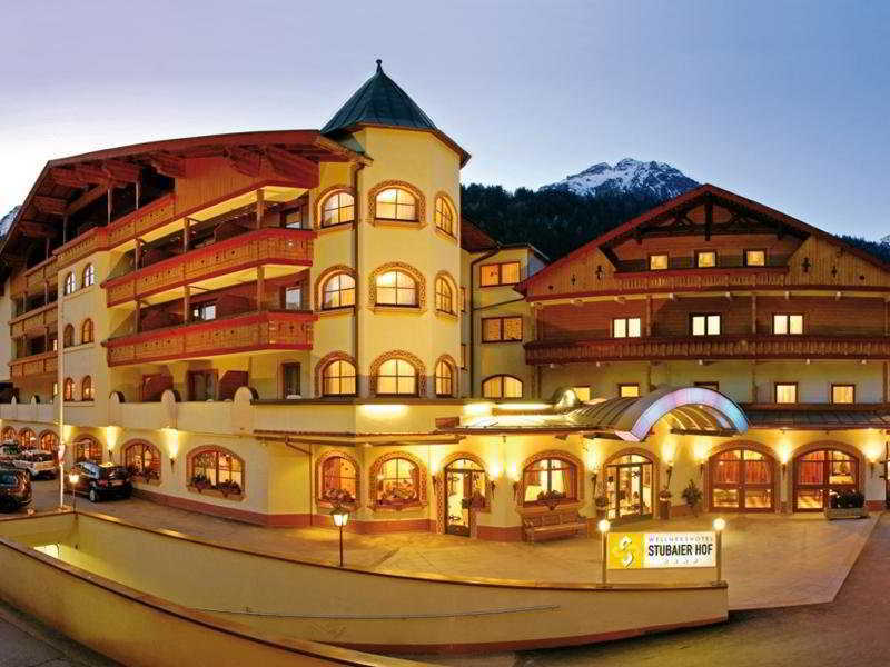Alpinresort Stubaierhof ****S Fulpmes Buitenkant foto